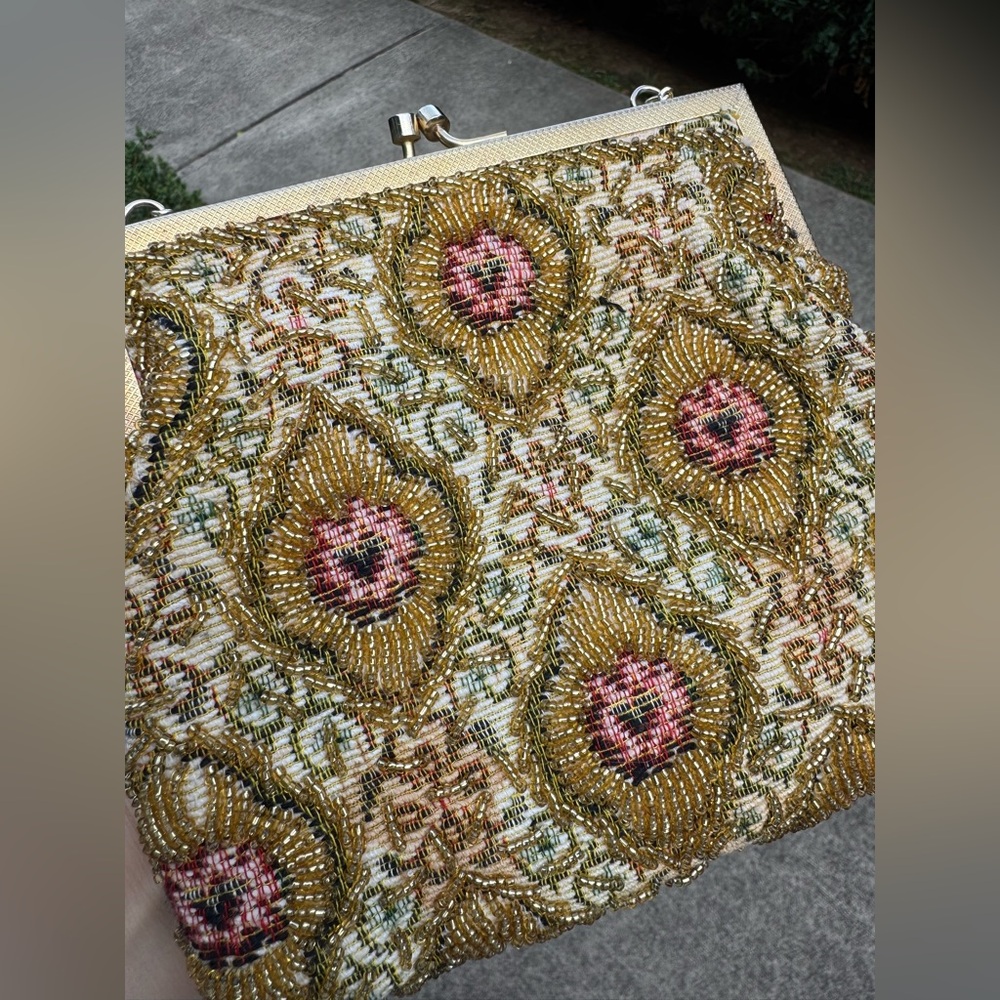 👜 Vintage WALBORG Elegant Gold and Pink Tapestry Embroidered Women's Bag - Picture 5 of 14